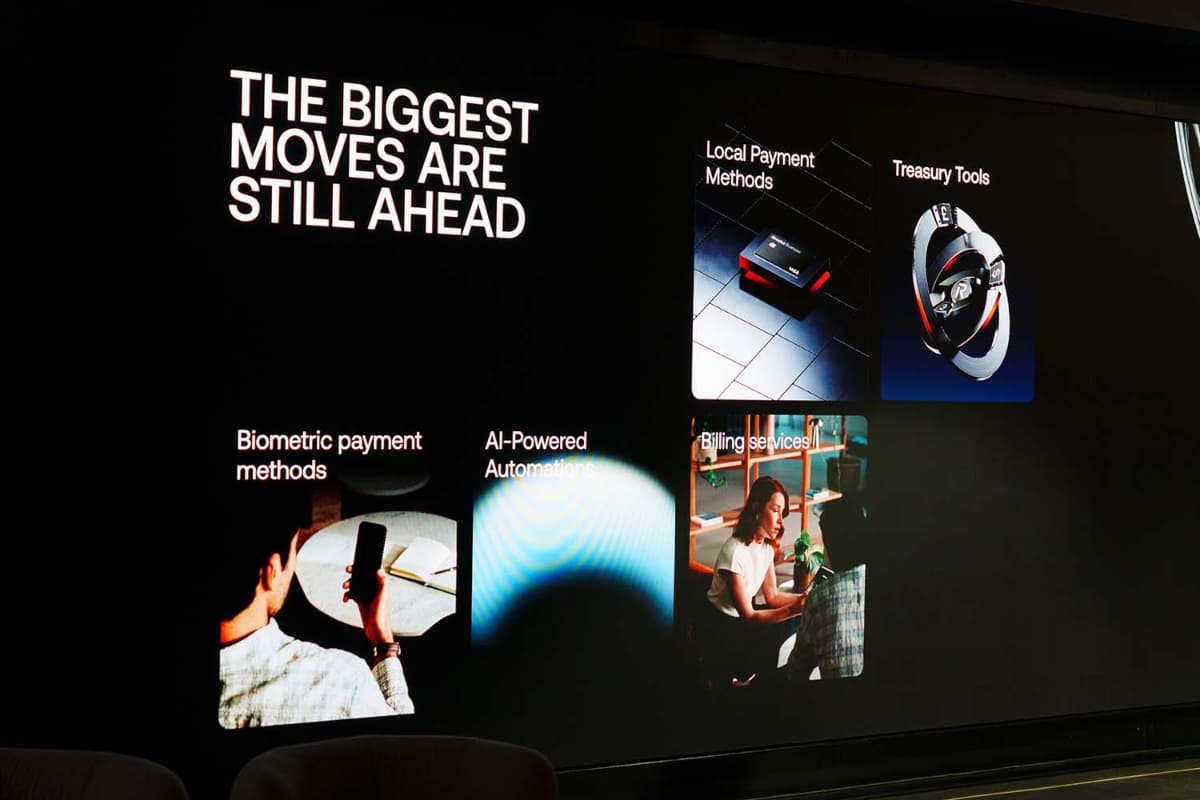 今後の法人向けのサービスとして、現地の決済方法の追加、新しい財務ツールの導入、新しい生体認証決済方法の追加、AIを活用した自動化などを想定する