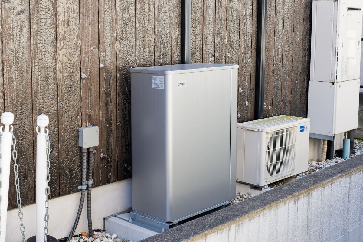 1年稼働した蓄電池。15年後の蓄電容量は初期の60％以上を維持する、とのこと。劣化していけば買電はおそらく増えていくでしょう