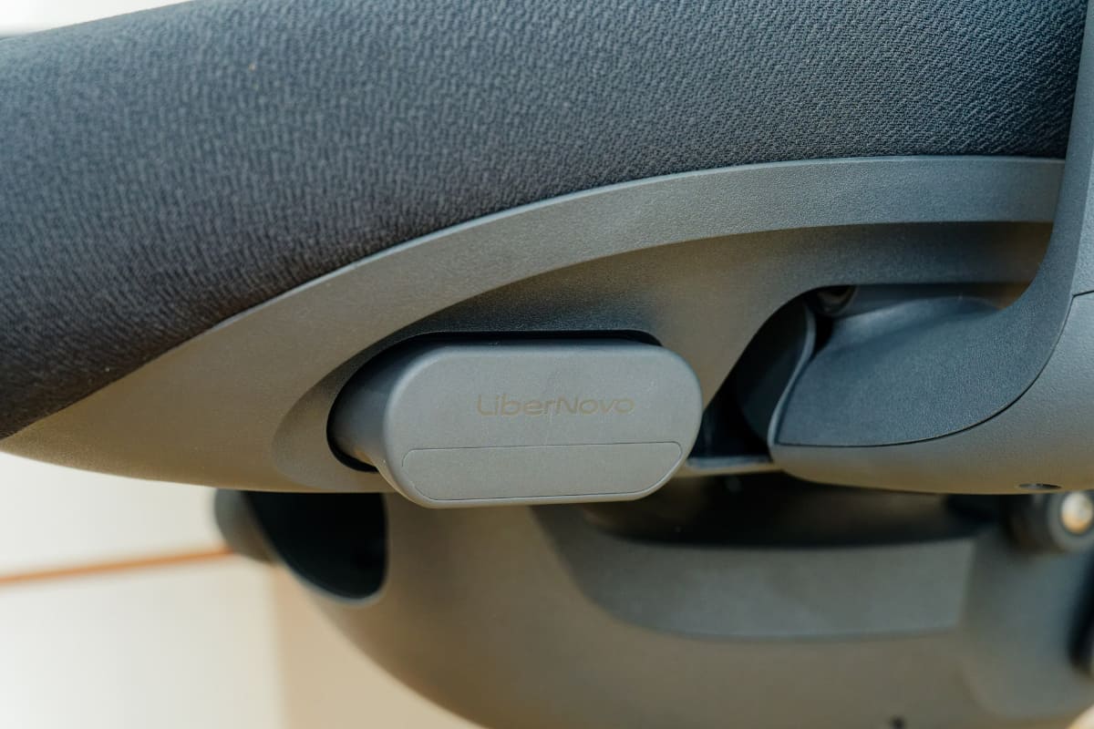 充電したバッテリーをセットすれば準備OK