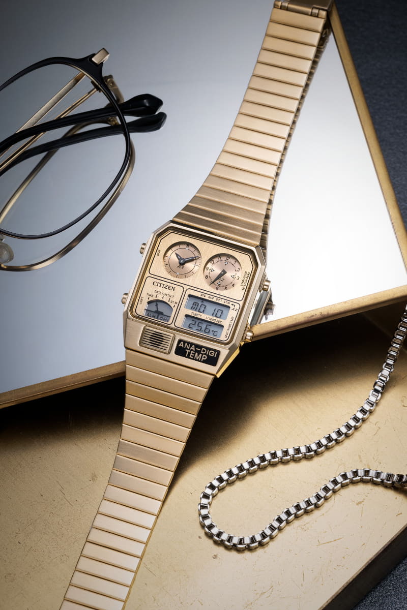 JG2104-53R、40,700円。限定300本