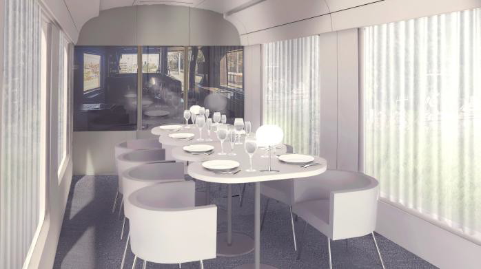 先頭車両(1号車)の個室