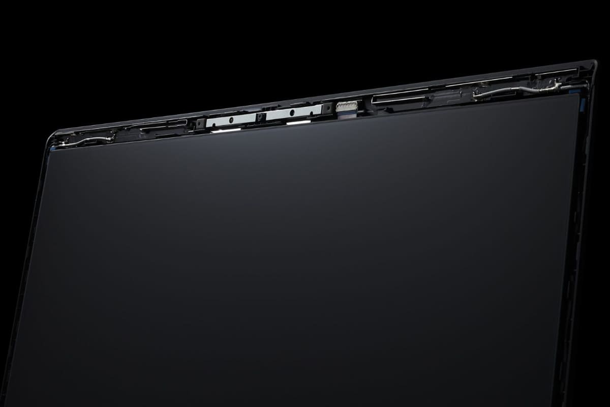 VAIO Pro PG(VJPG32シリーズ)のPC上部アンテナ部分