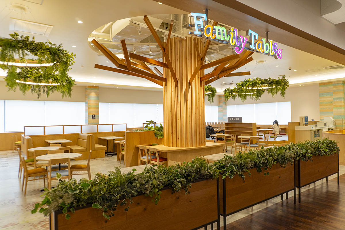 フードコート内のファミリーゾーン