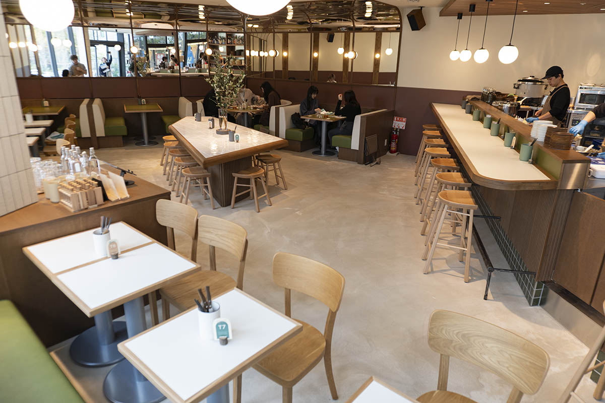 カフェ「WOODBERRY COFFEE」(2階)