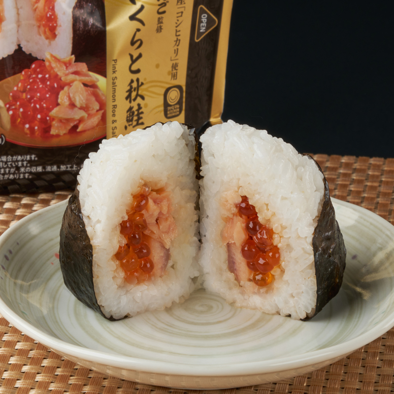 「ぼんご監修 ごちむすび いくらと秋鮭」(320円)