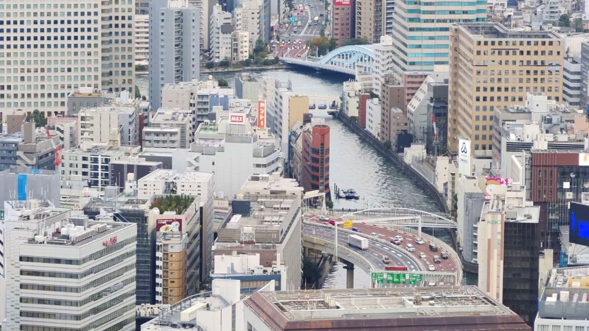 ドローン視点の撮影画像