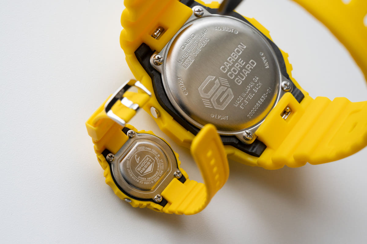 バンドはある程度角度が固定されています