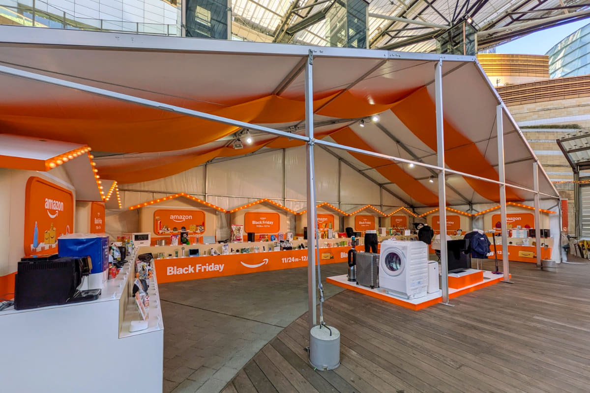 ブラックフライデーの注目商品を展示