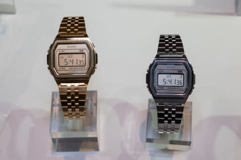 カシオ、レトロなフルメタル「A1000」に新型 - Impress Watch