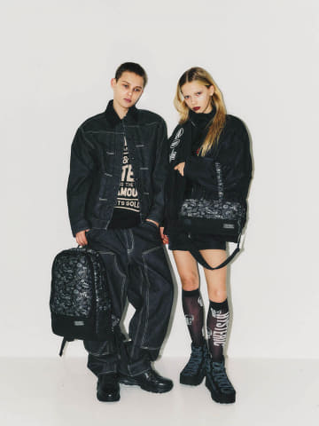 吉田カバンとヒスがコラボ オリジナル生地のリュック・トート