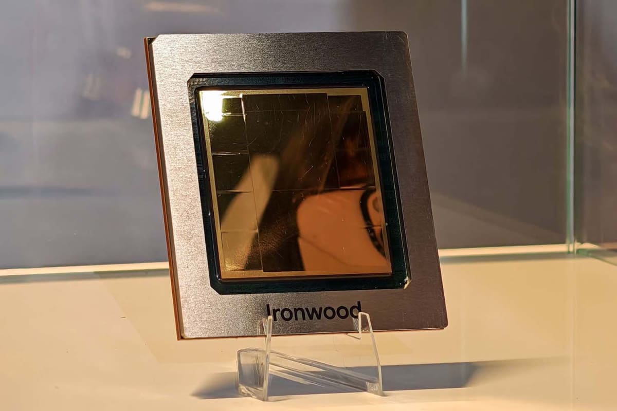 第7世代TPUの「Ironwood」
