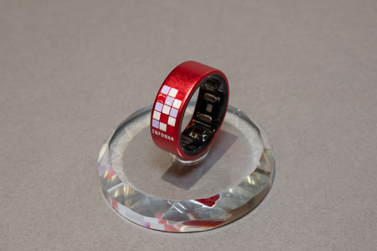 Smart Recovery Ring/INFOBARコラボモデル “NISHIKIGOI”