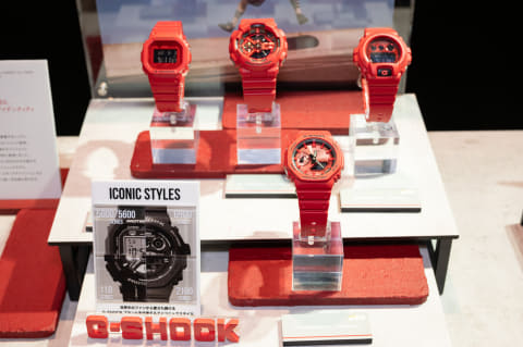 G-SHOCK、オールレッド+ブラックの定番4機種 - Impress Watch