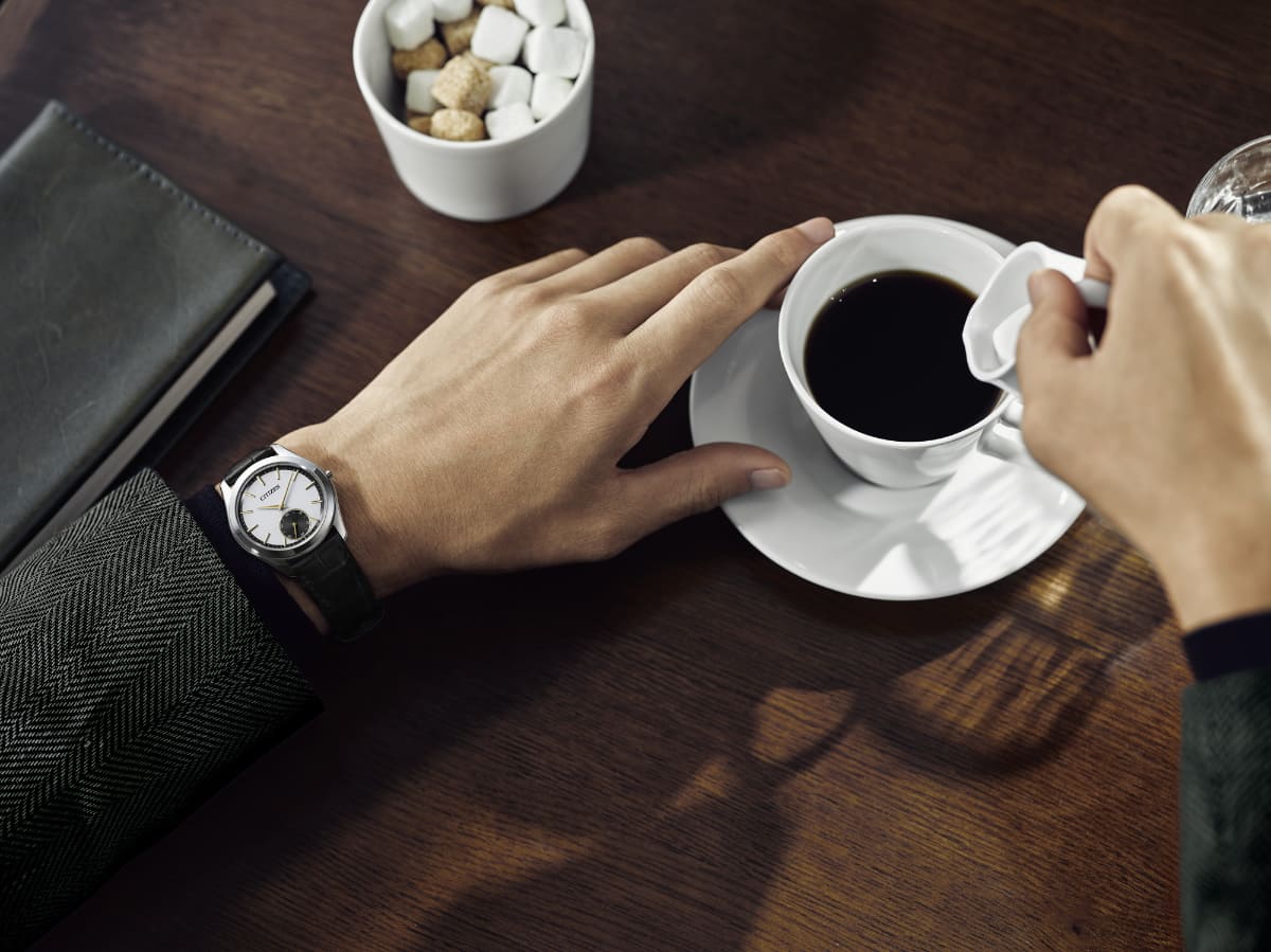 AQ5010-01A、363,000円。世界限定160本