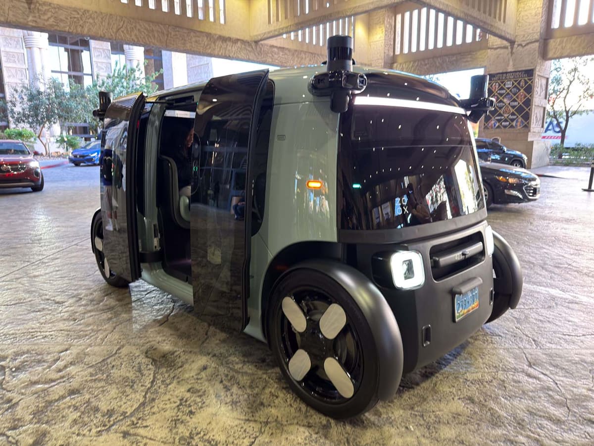 Amazon傘下の自動運転タクシー「Zoox」