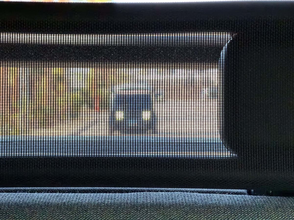 後ろを見たら別のZooxが走っていた