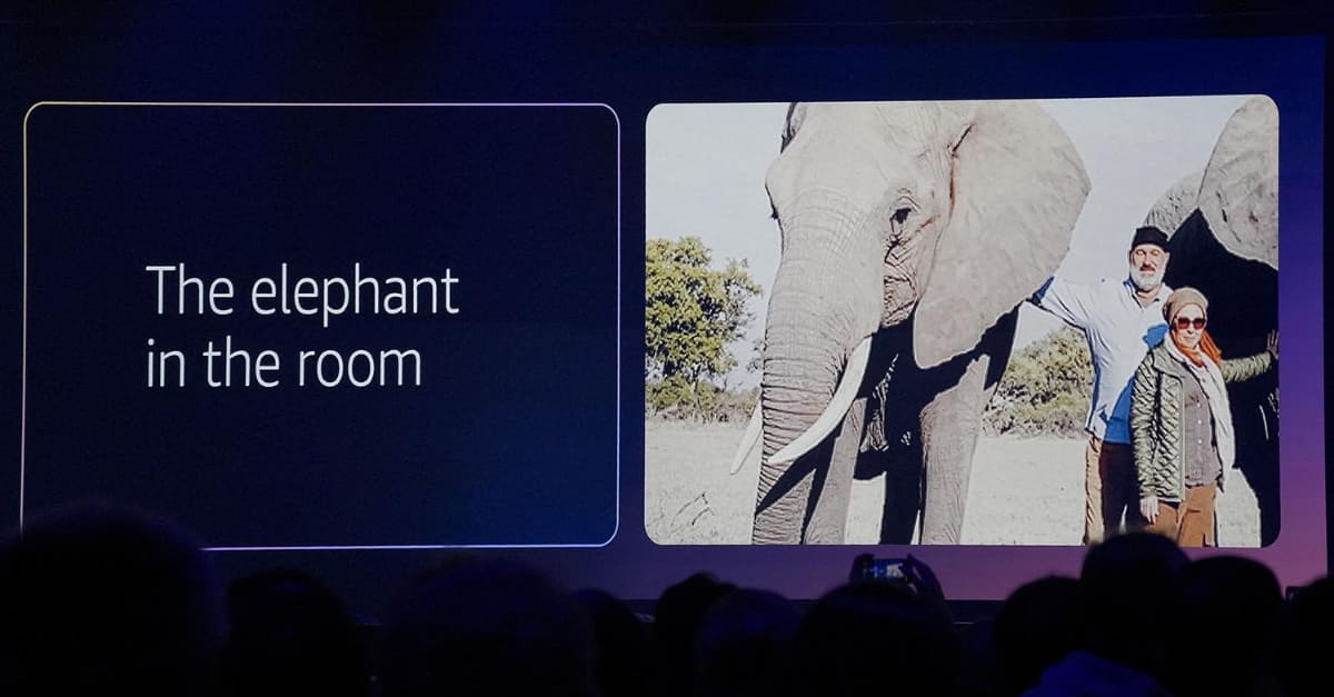 「誰の目にも見えているのに、まるでそこに存在しないように無視されること」がある、とヴォゲルスCTOはいう