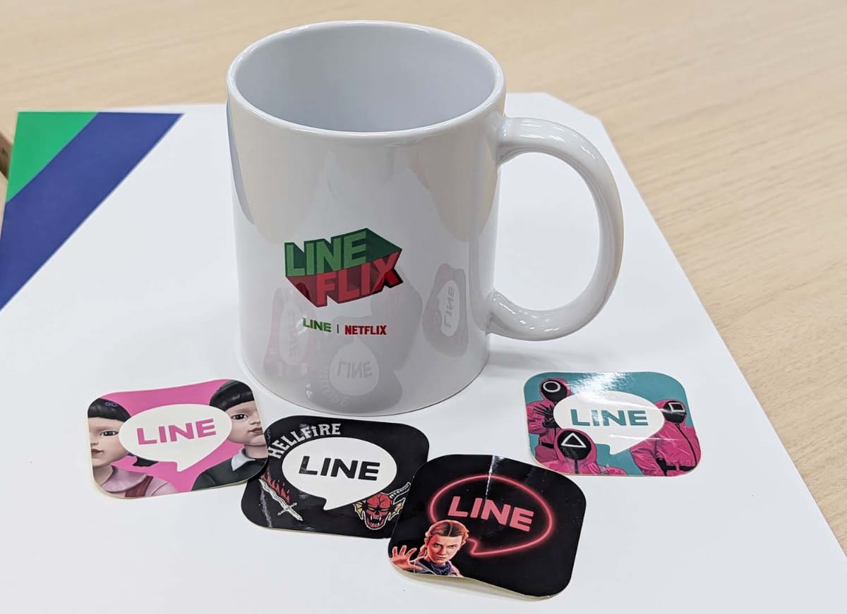 ストレンジャー・シングスやイカゲームとLINEがコラボしたノベルティ