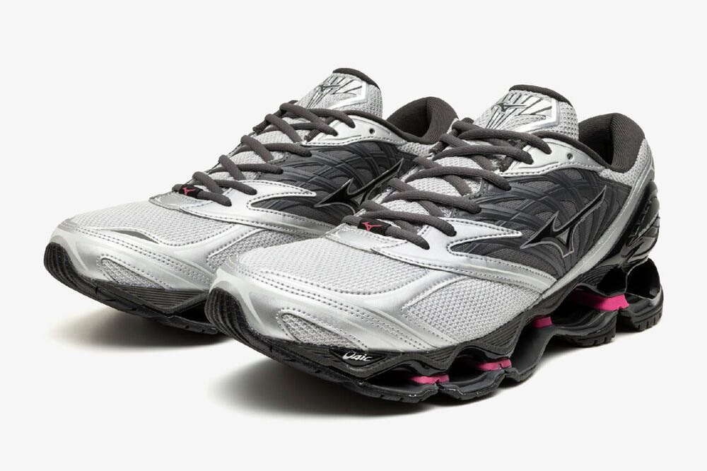 シルバー×ダークグレー×ピンク