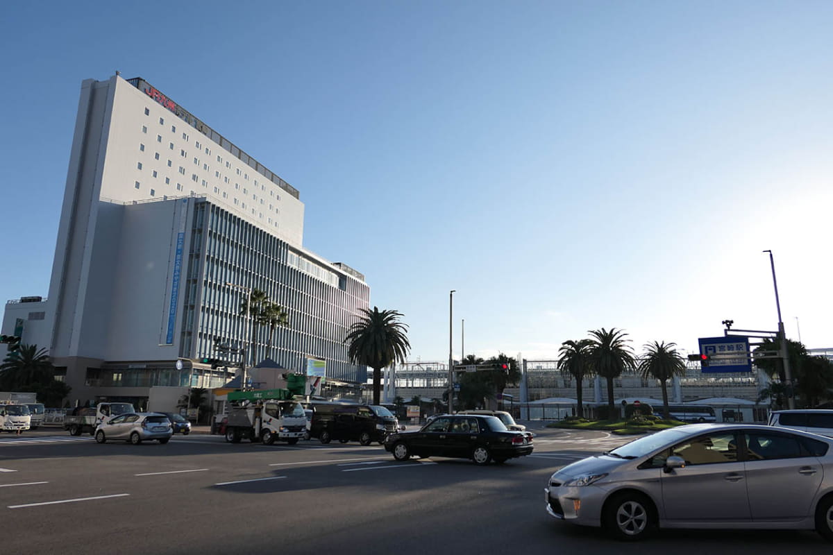 JR宮崎駅。ホテル用地はここからほど近い