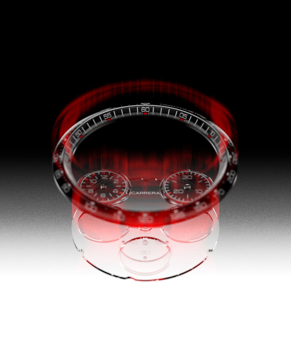 ダイヤルはサファイアクリスタル製