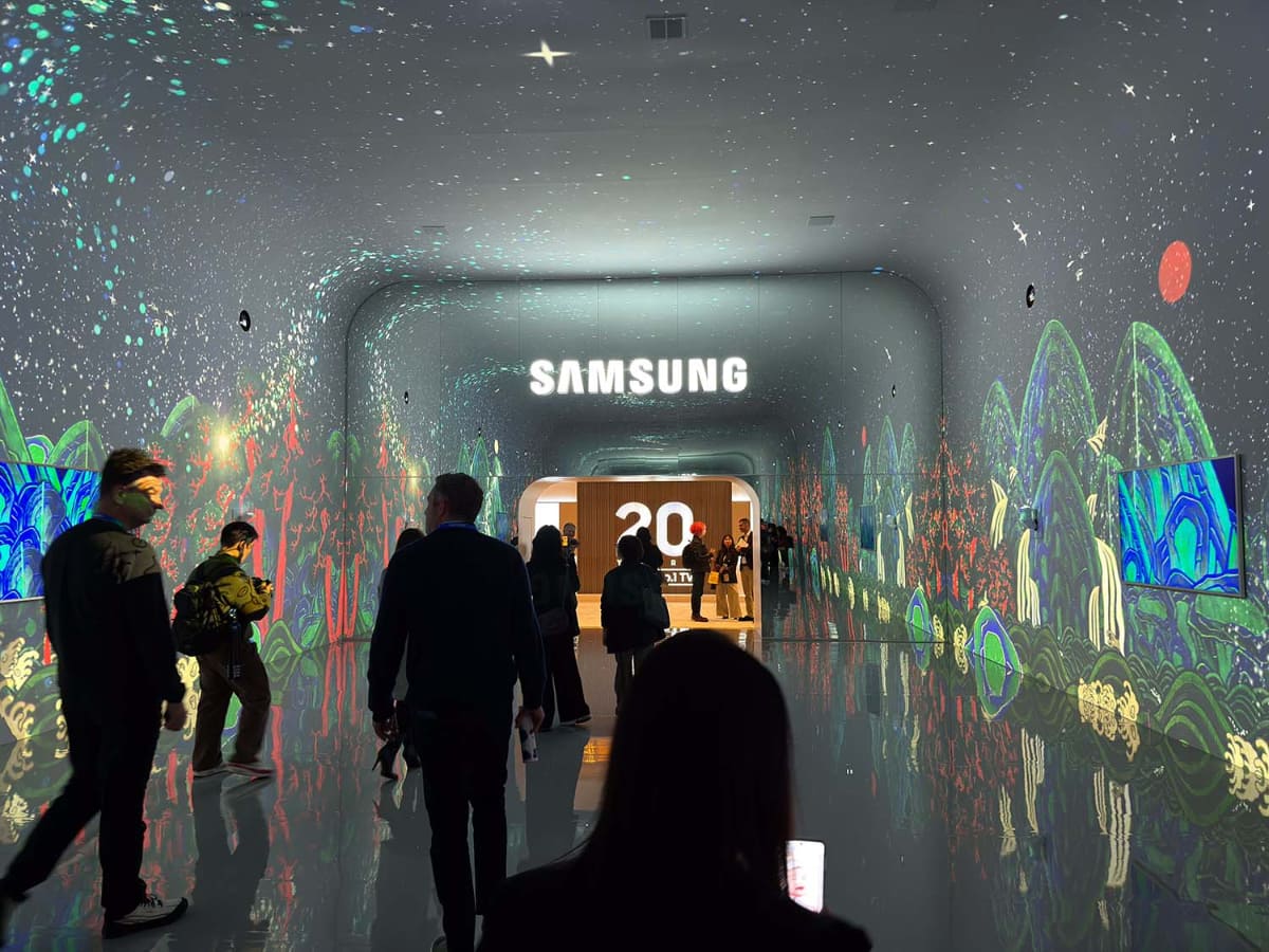 CES会場で、サムスンは「20年間テレビシェア1位」をアピール