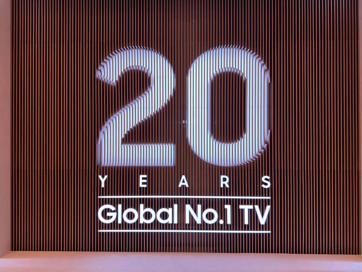 CES会場で、サムスンは「20年間テレビシェア1位」をアピール