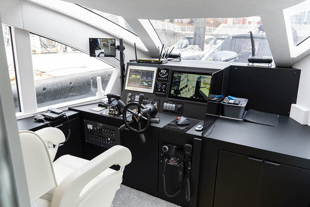 試乗時の船内や風景