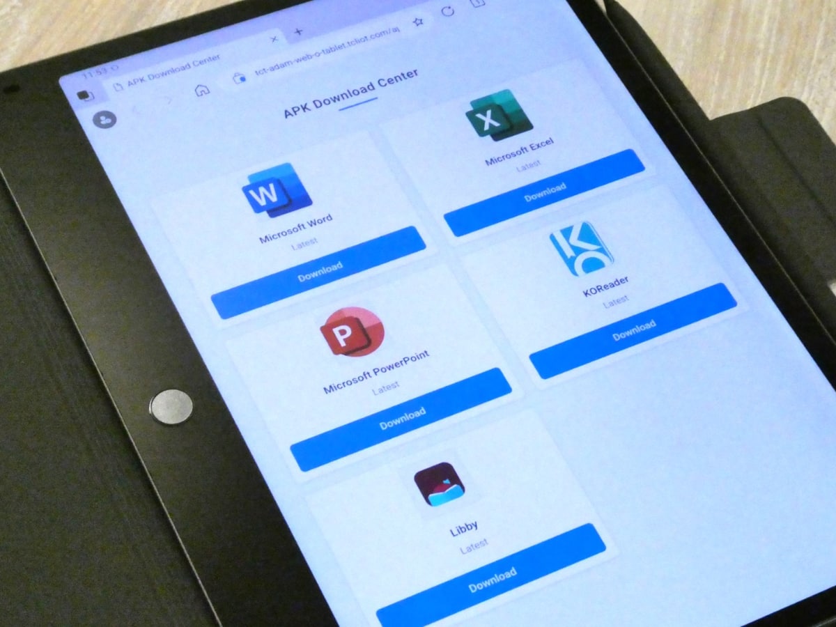 TCLがAPK(Android Application Package)で追加のアプリを展開する