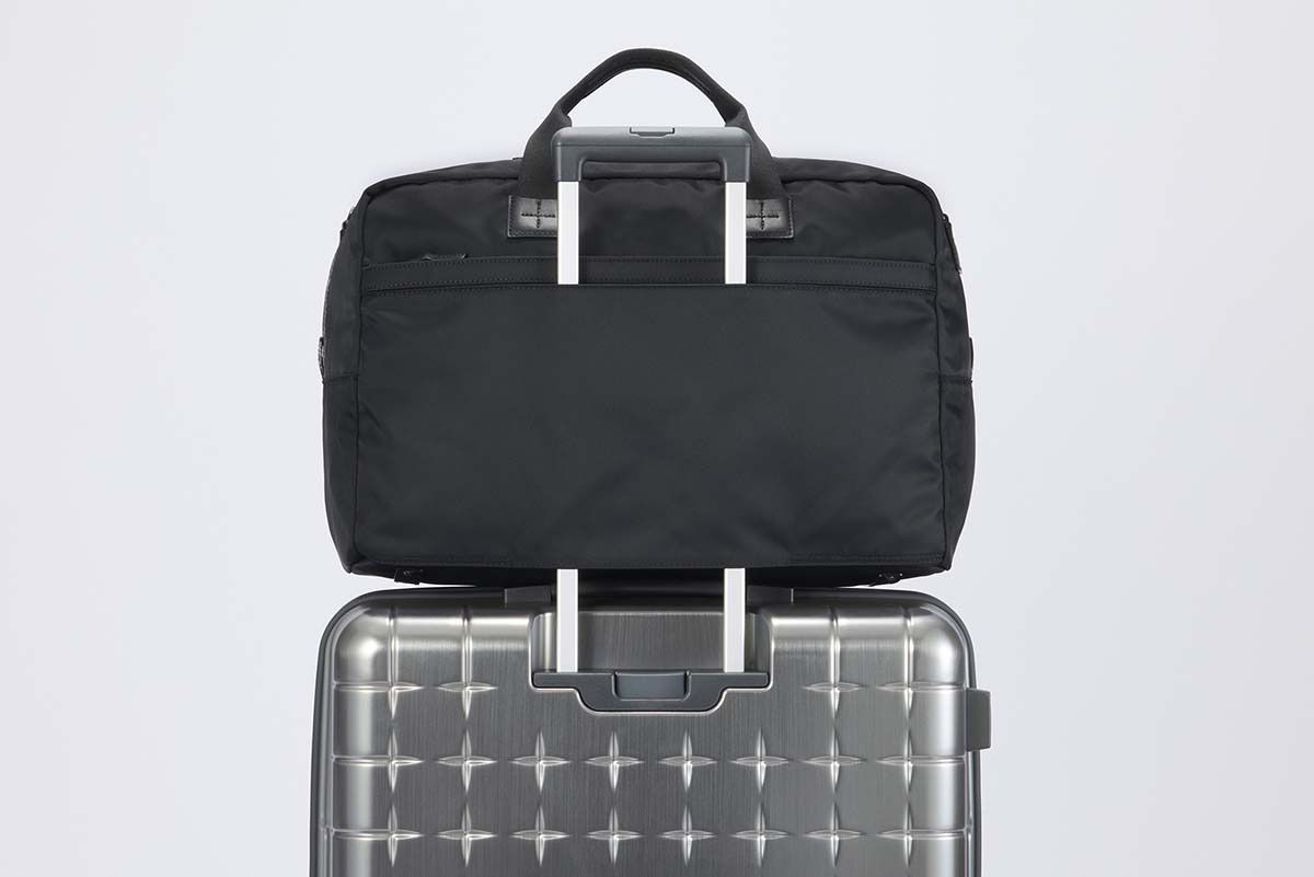 いずれもセットアップベルトを備えている