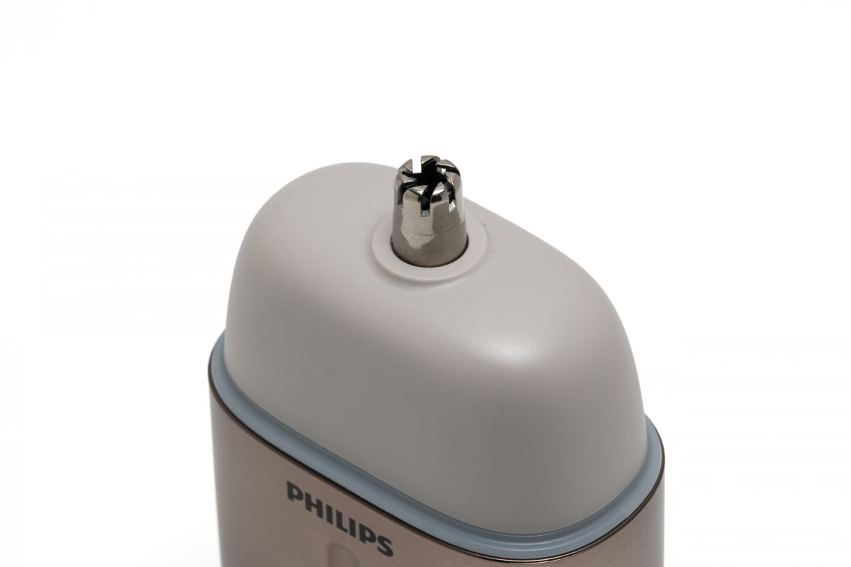 付属の鼻毛トリマーに付け替えれば、出張先でのケアもこれ一台で済む