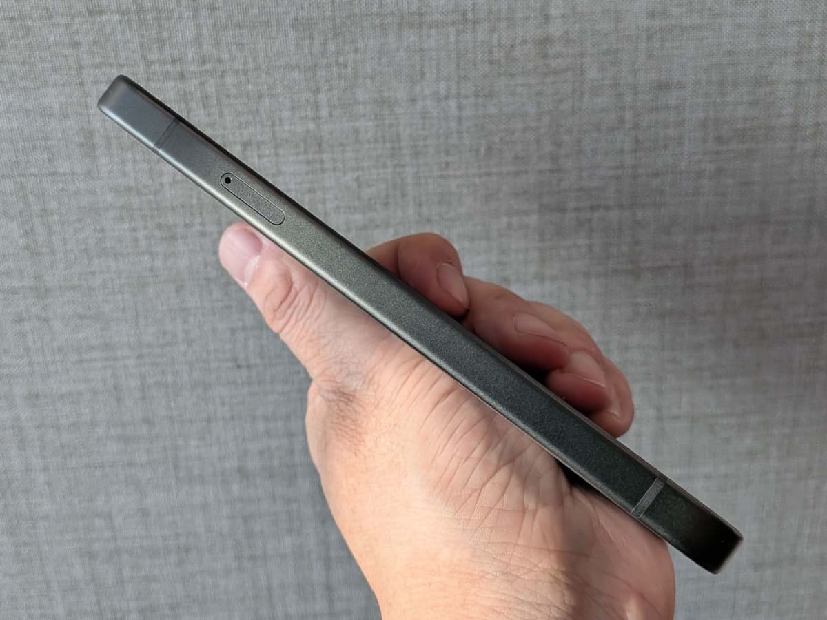 Pixel 10a・Obsidian