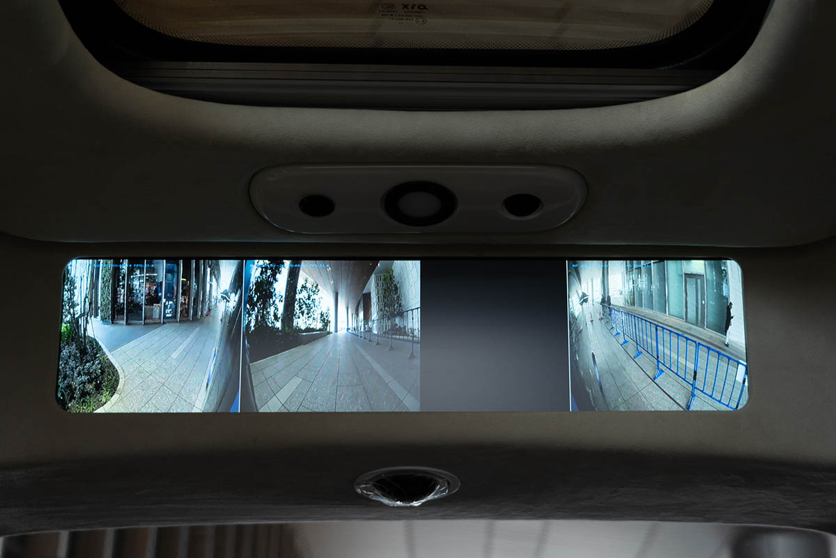 有人運転や遠隔監視のために周囲の映像も取得しています