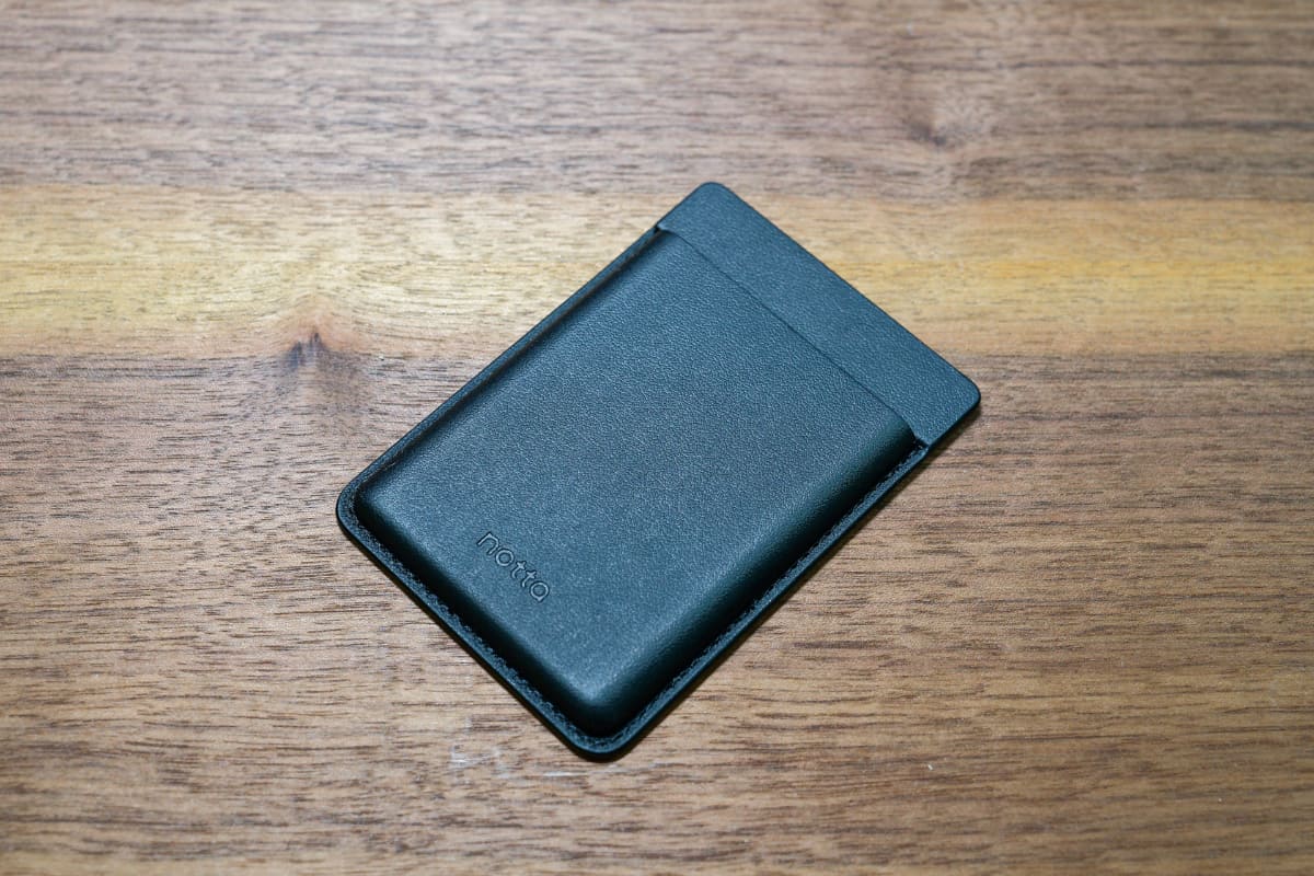 付属MagSafeケース