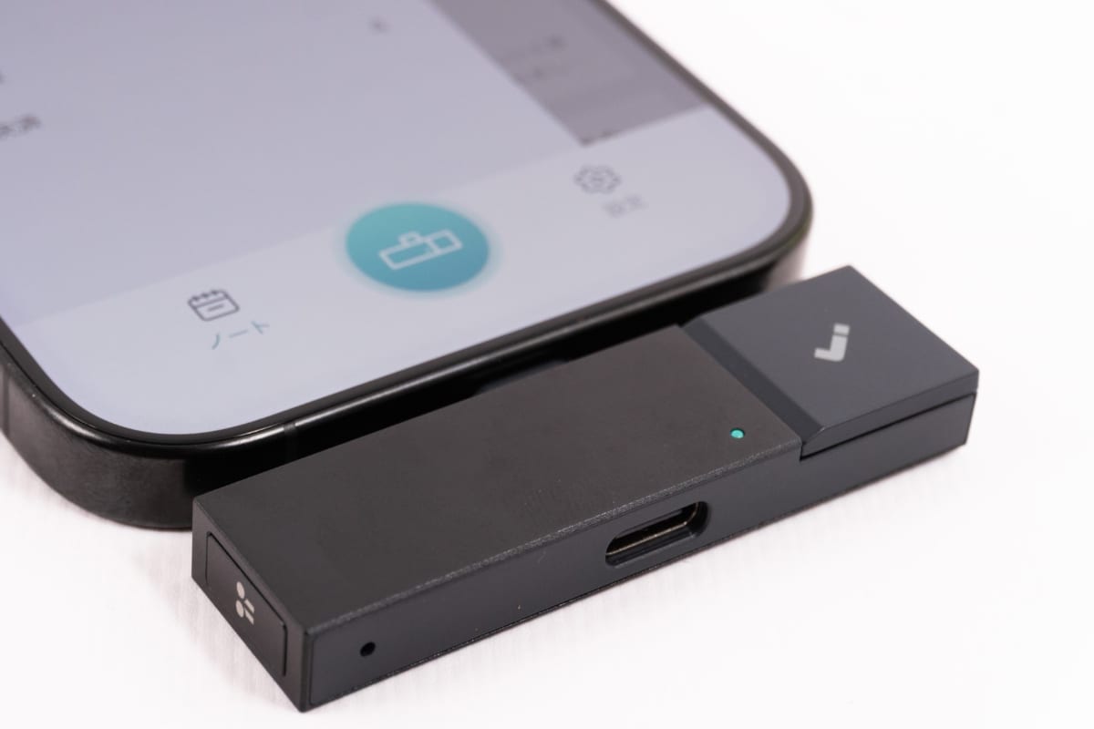 HiDock P1 miniは側面にBlueCatch、正面に録音ボタンを配置