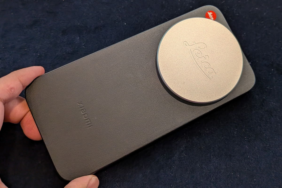 カバー、レンズキャップ装着時