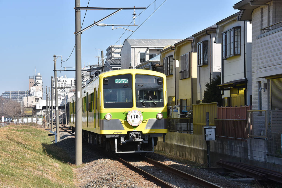 馬橋駅-幸谷駅間には線路用地に余裕があり、複線化も可能では? と思わせる