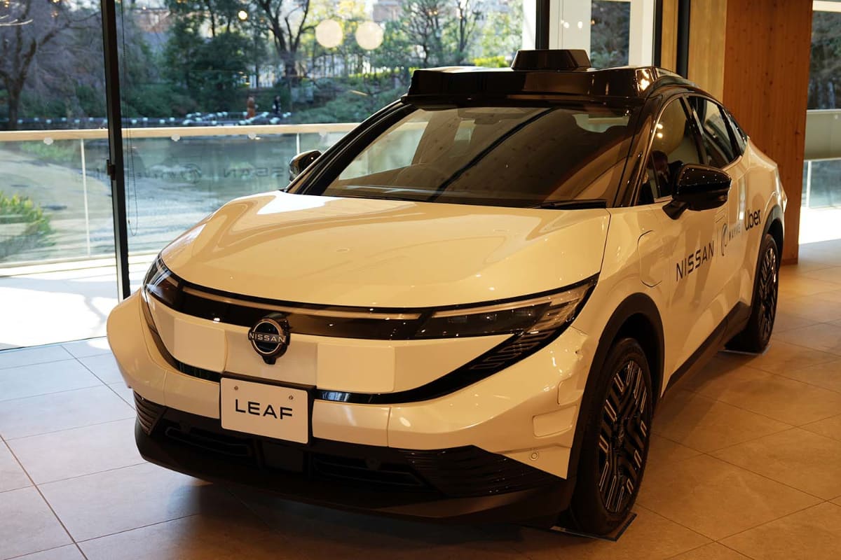 日産リーフがロボタクシーに