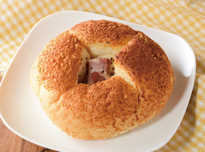 ゴロっと! ベーコンパン(300円)