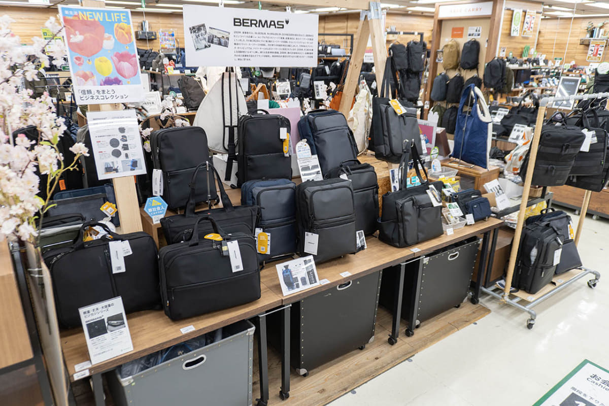 ハンズ渋谷店 バッグ売場