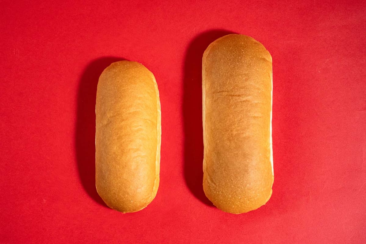 生コッペパン(イチゴジャム＆マーガリン)(145円)