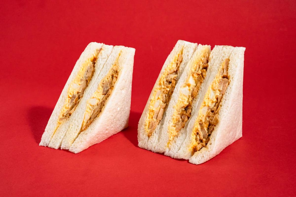 テリヤキチキンとたまごのサンド(348円)