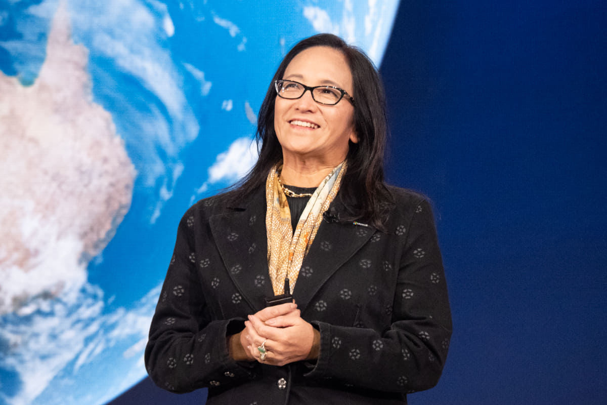 津坂美樹氏