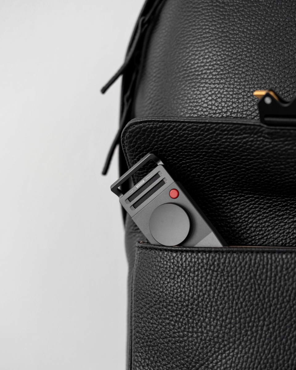 スペースグレー