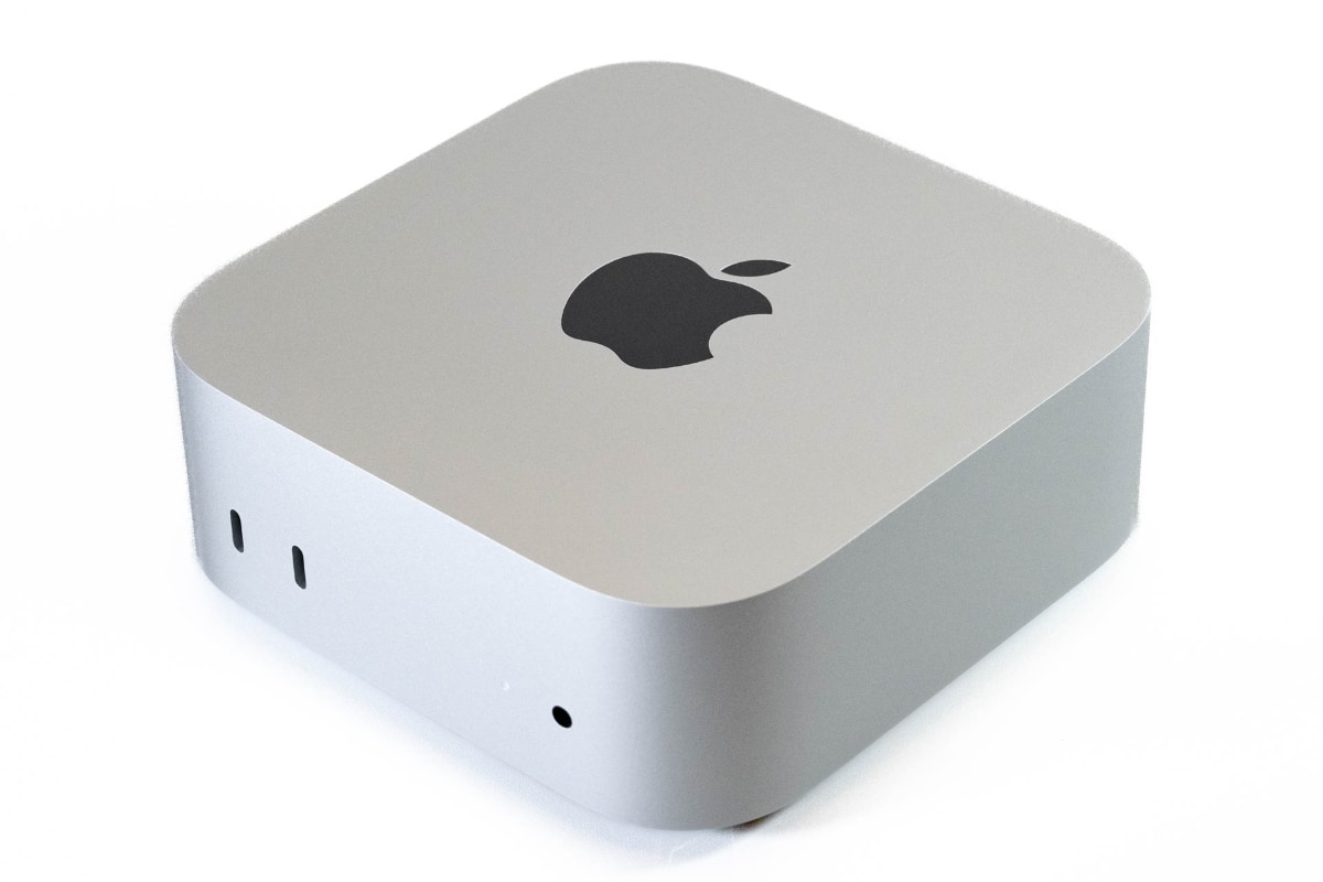 Macが必要な仕事の場面で大活躍してくれているMac mini