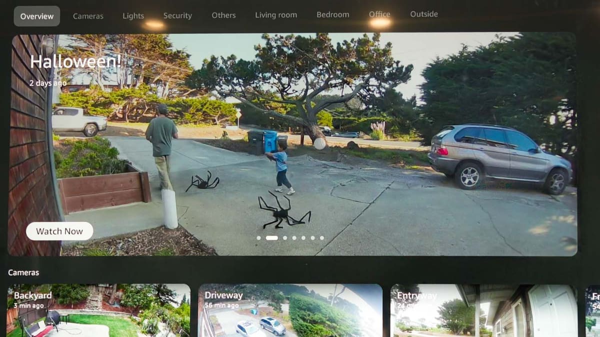 昨年9月にニューヨークで開かれた会見の写真より。ドアベルのカメラから生まれる「家族の思い出」を動画として大切にする要素も