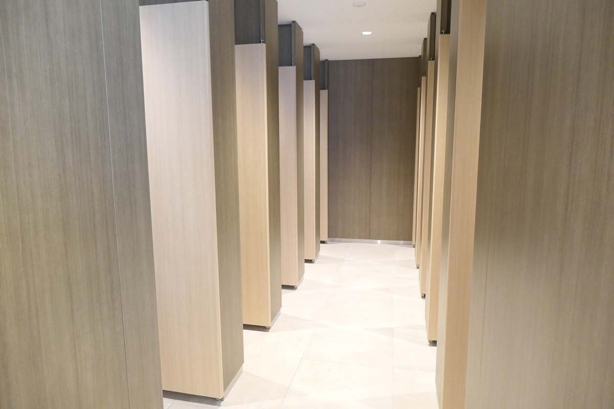 2階(ビル5階)の女子トイレは全10室