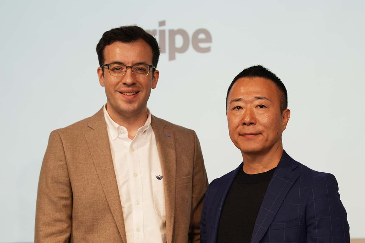 ストライプジャパン ダニエル・へフェルナン代表取締役(左)と平賀充 代表取締役