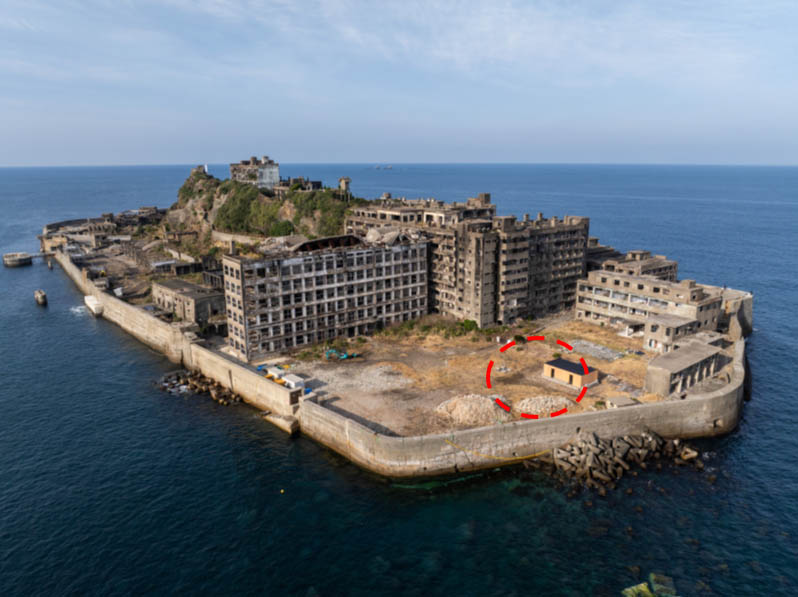 朱色の点線円内が72号棟