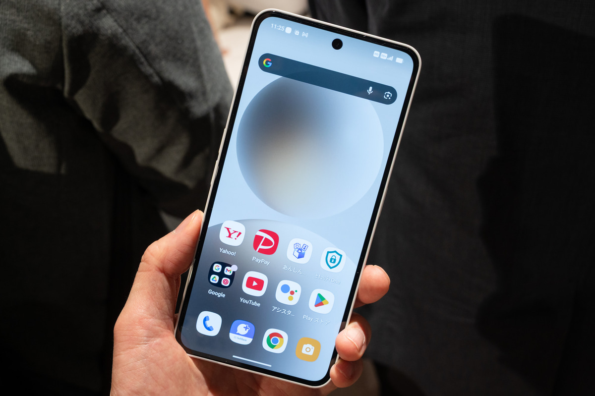 通常のAndroidスマートフォンとして利用できる